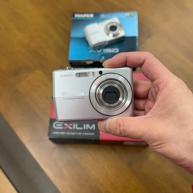 📸 Casio Exilim EX-Z700
