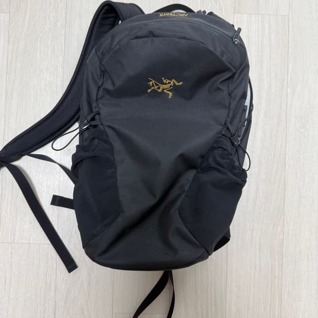 아크테릭스 맨티스 16 백팩 블랙