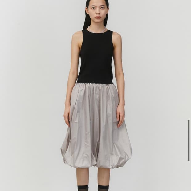 아모멘토 볼륨스커트 정가 169,000원