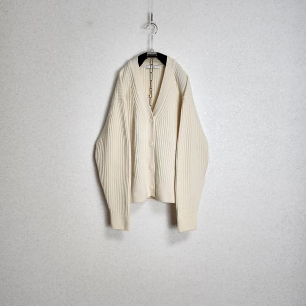 바이윤하 샵마그넷 울&캐시미어 가디건 free 