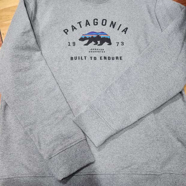 파타고니아기모맨투맨