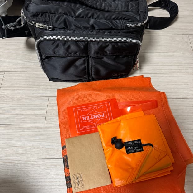 요시다포터 카메라백 블랙 