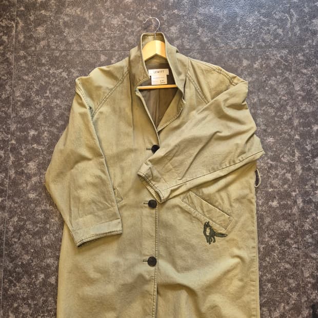 LEWITT 코트 카키 85-90-160 (사파리코트)