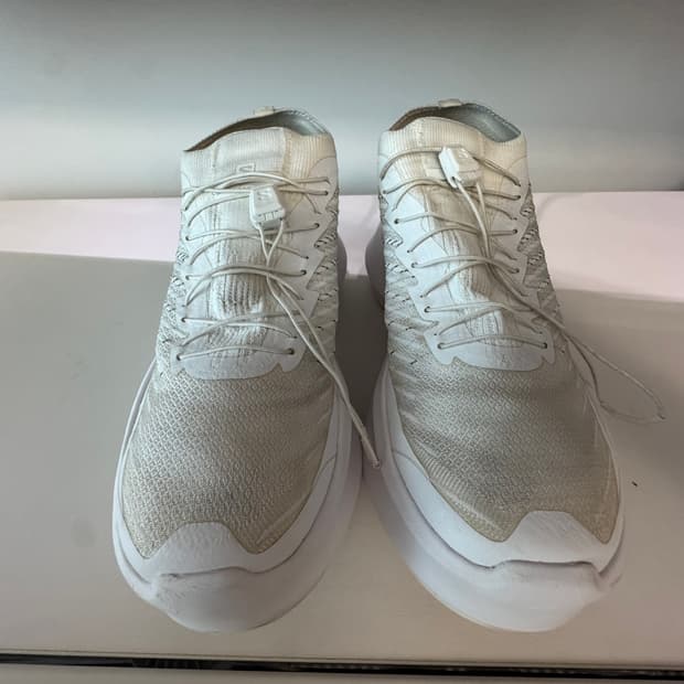 살로몬 꼼데가르송 펄사 화이트 235사이즈