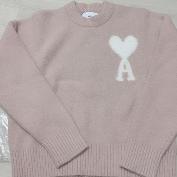 [S] 아미 알파카 하트 로고 니트 핑크