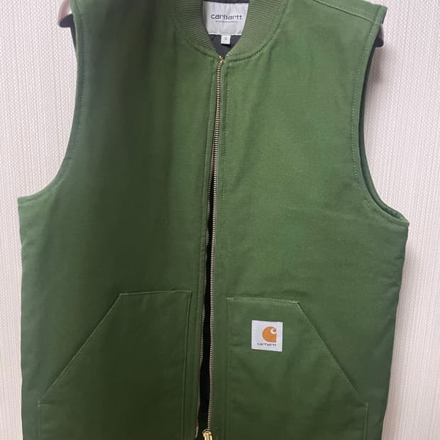 칼하트wip 베스트