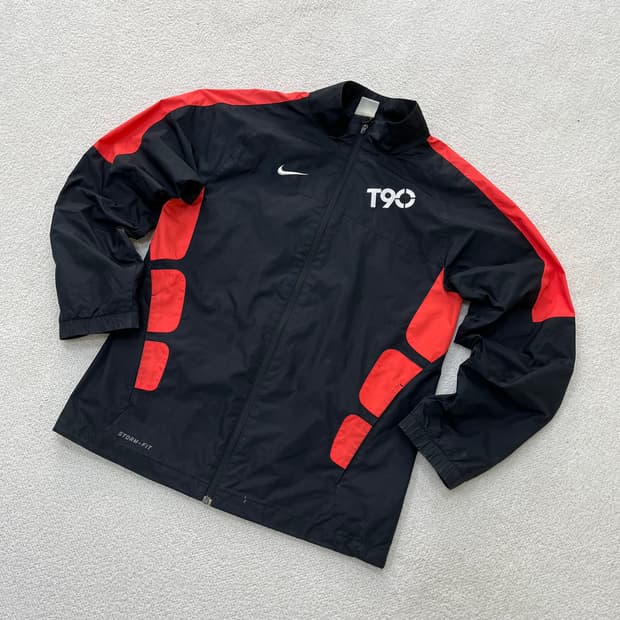 M 나이키 스톰핏 토탈90 바람막이 0323M