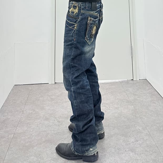 RED PEPPER embroidered patch denim jeans