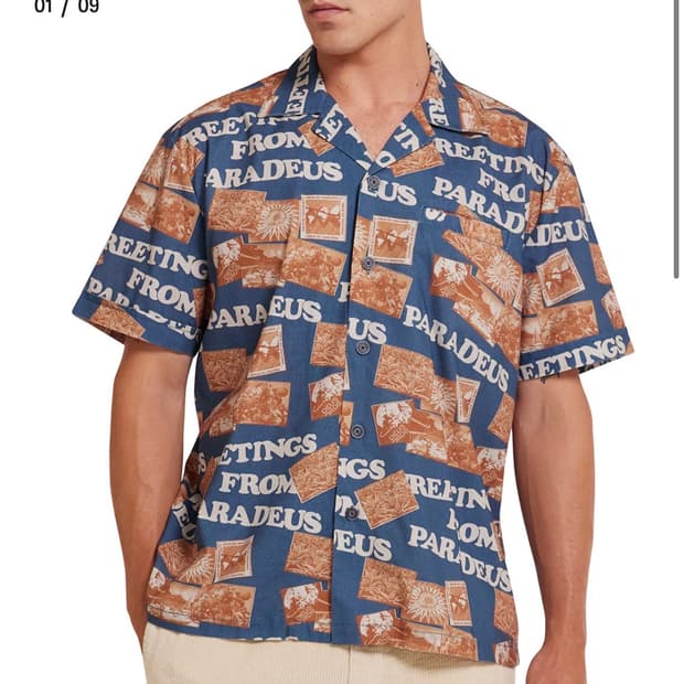 데우스 엑스 마키마 Paradeus Shirt