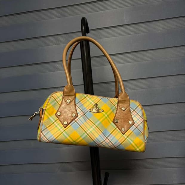 비비안 웨스트우드 체크 숄더백 가방