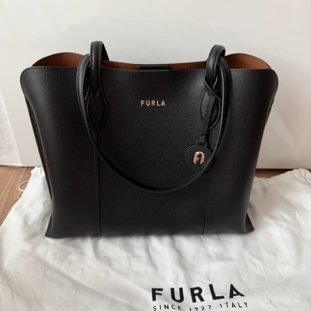 Furla 훌라 비토리아 토트백 숄더백 M 블랙