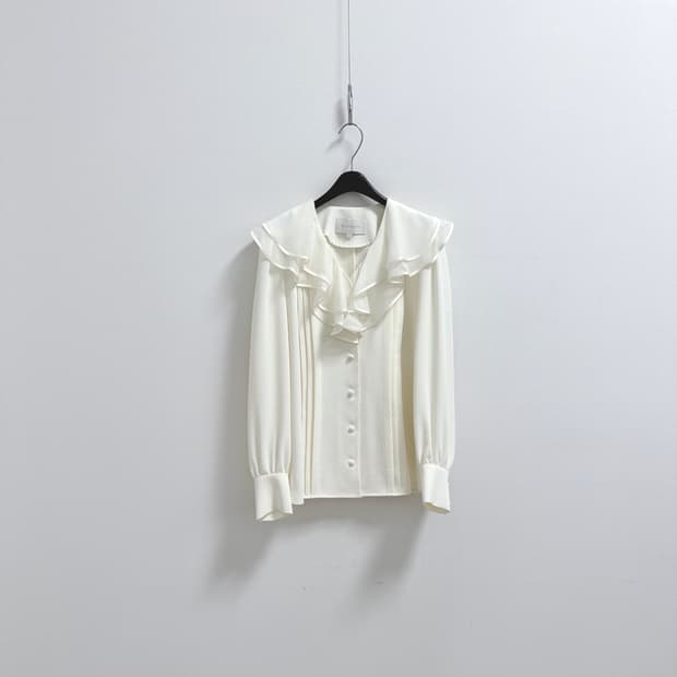 브라이드앤유 bau 러플 블라우스