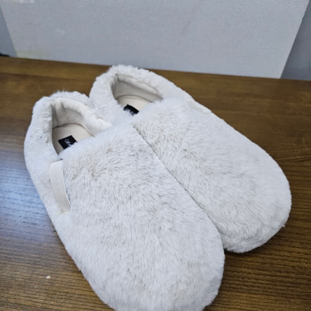 캘빈클라인 인조 모피 털 신발 스니커즈