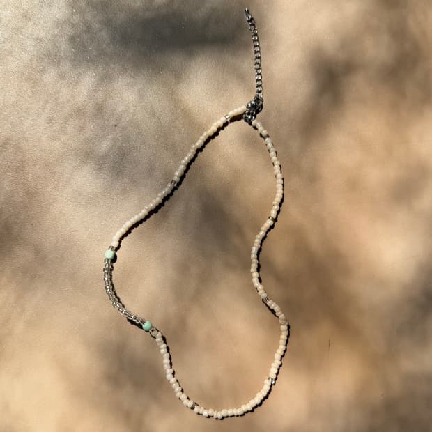 ~4/14 9%할인> 사이드 컬러 포인트 비즈 목걸이