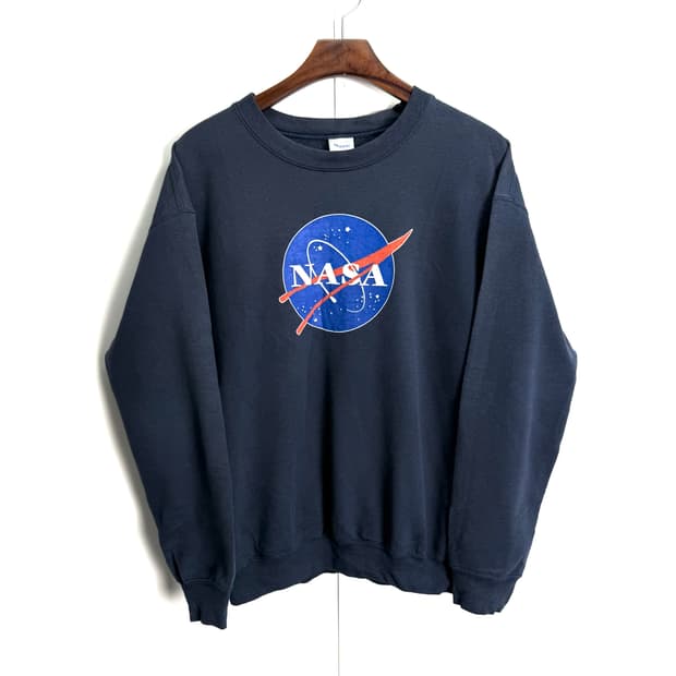 빈티지 나사 프린트 스웻셔츠