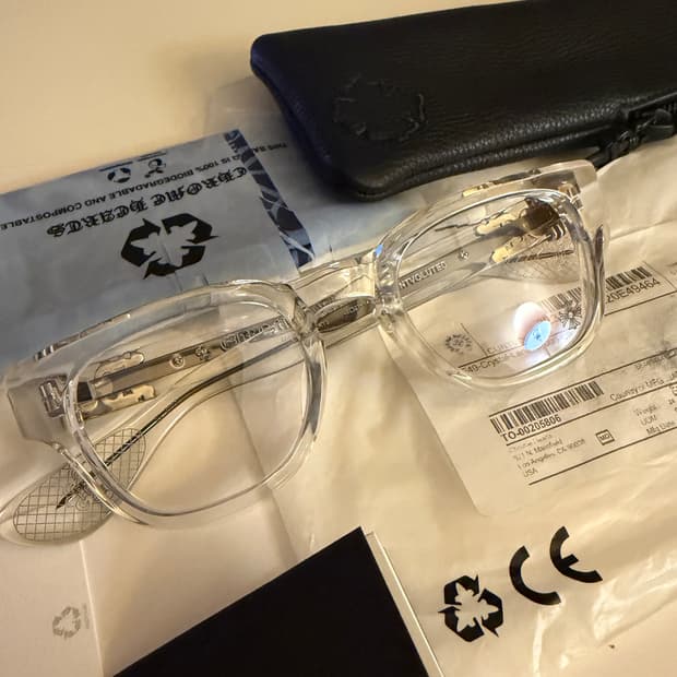 크롬하츠 컨볼루티드 클리어 CRYS