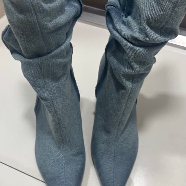 자라 데님부츠힐 240