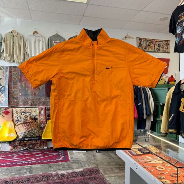 나이키 반팔 웜업 (Man M) AA1265