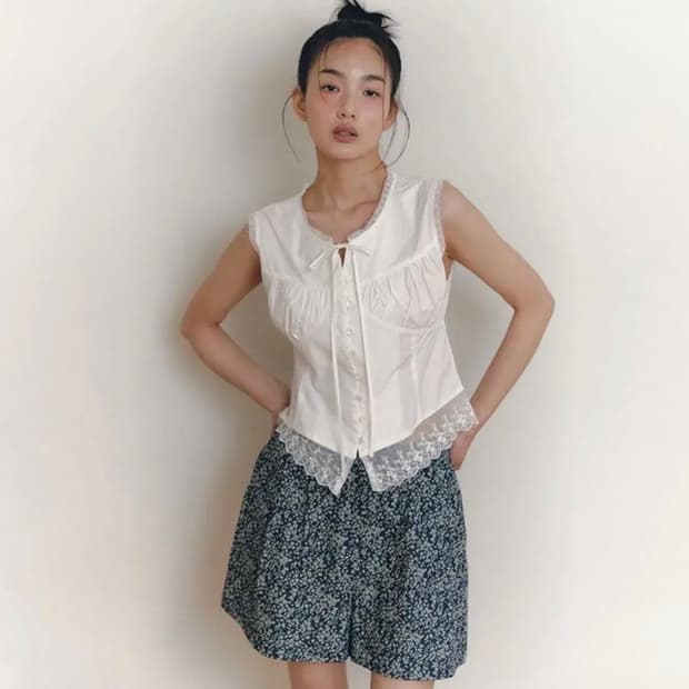 가니송 아이리스 코르셋 블라우스