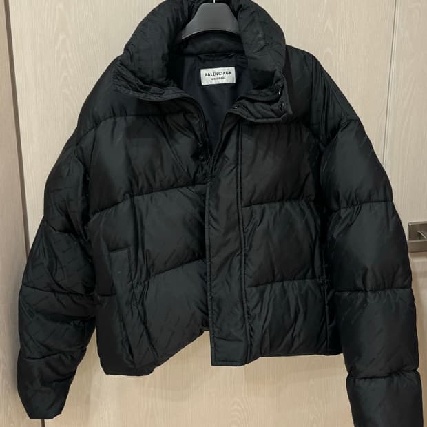 Balenciaga  Puffer Jacket
