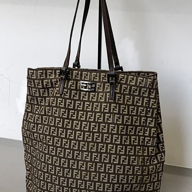 Fendi Zucca 숄더백