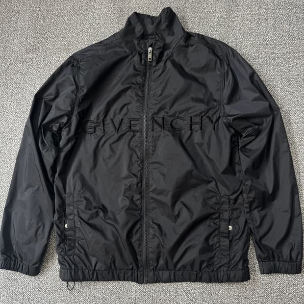 지방시 12-13세 집업 자켓