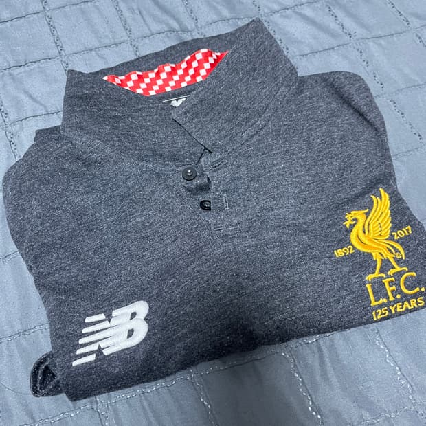 리버풀 125주년 뉴발란스 반팔티셔츠