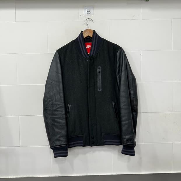 나이키 바시티 자켓