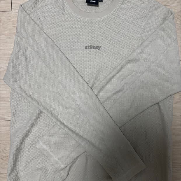 스투시 롱슬리브