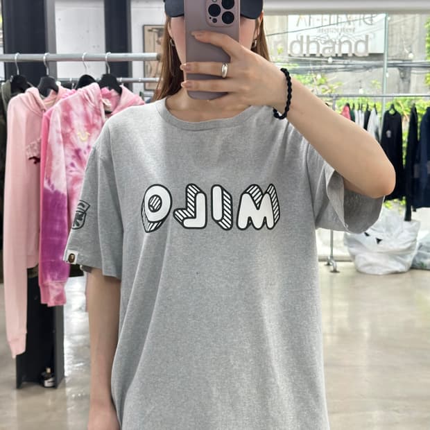 베이프 MILO 입체 스펠로고 반팔티