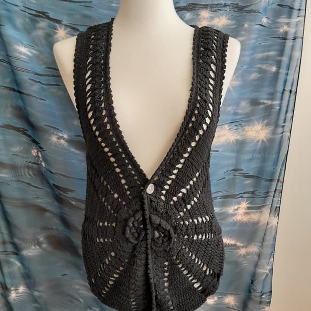블랙 크로셰 조끼 베스트