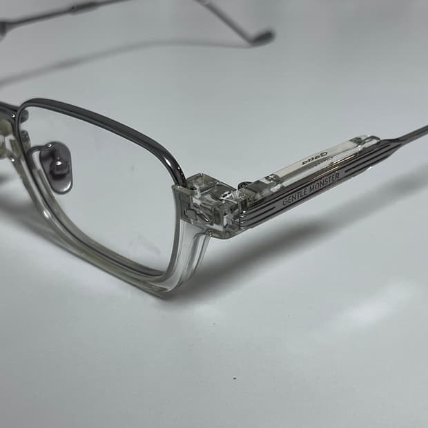 젠틀몬스터 가타 C1