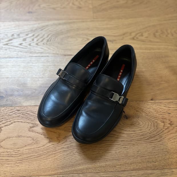 프라다 스포츠 로퍼