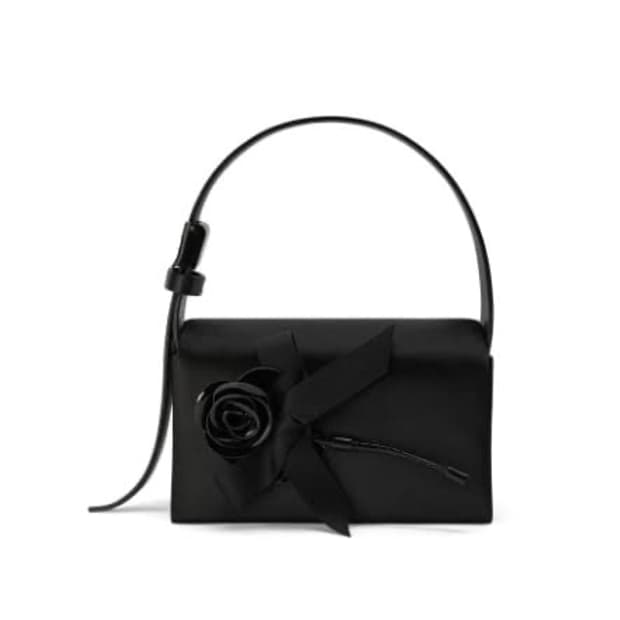 구해요 SHUSHU TONG x CHARLES & KEITH 로즈 새틴백