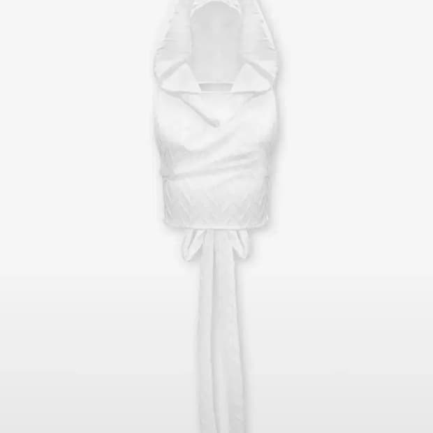 0104 공일공사 BACKLESS HALTER HOODIE, WHITE