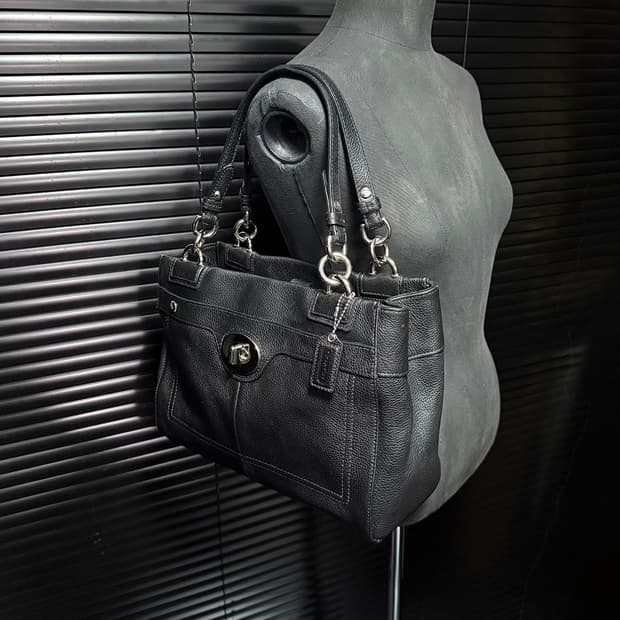 코치 체인 가죽 블랙 숄더 사첼백 핸드백 토드백 첼시백 락 시크 고스펑크