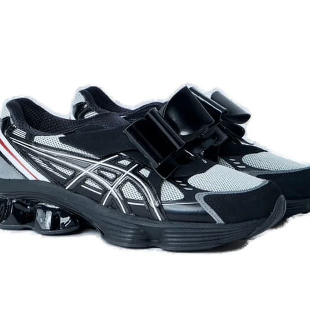 새상품) 아식스x슈슈통 젤 키네틱 플루언트 스니커즈 250