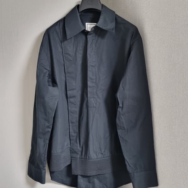 우영미 절개 셔츠