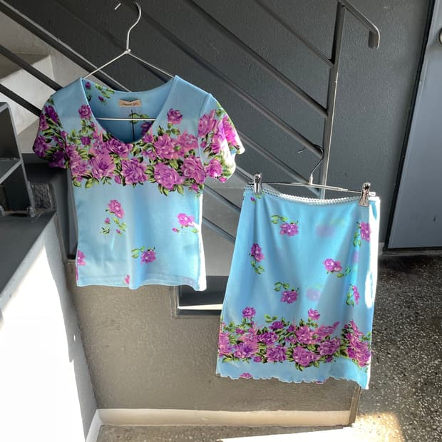 VINTAGE floral drift set