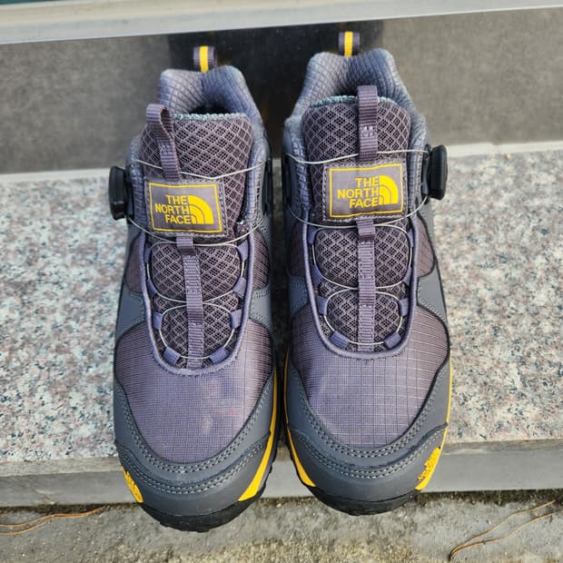 노스페이스 고어텍스 다이얼 등산화 235mm