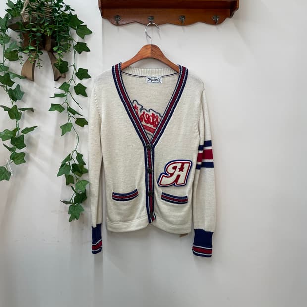 히스테릭 글래머 y2k 프레피 스포티 로고 배색 가디건