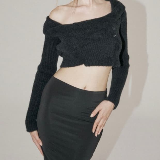 쓰리타임즈 헤어리 랩 가디건 블랙