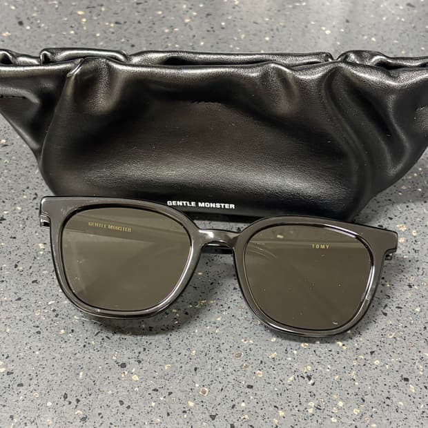 젠틀몬스터 토미 Tomy01