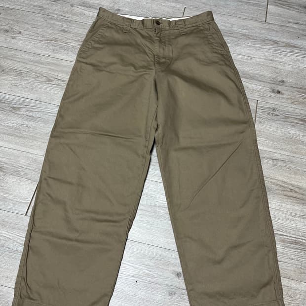 유니클로 와이드핏 치노팬츠 88