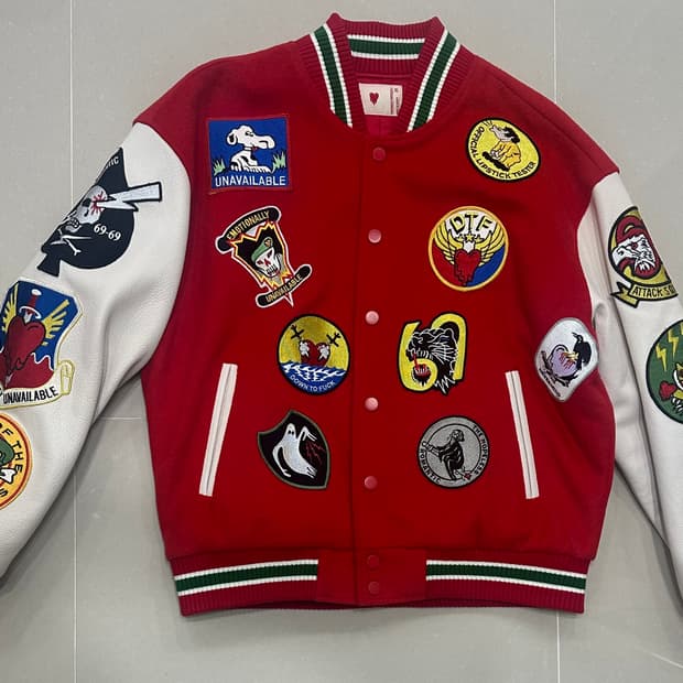 이모셔널리 언어베일러블 바시티 자켓 XL