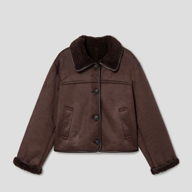 에잇세컨즈 숏 무스탕