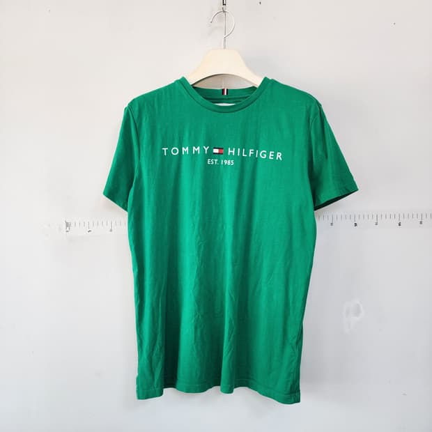 타미힐피거 그린 반팔티셔츠