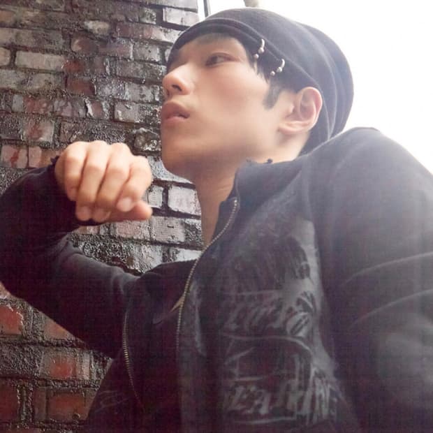 Pierced slouch beanie / Black