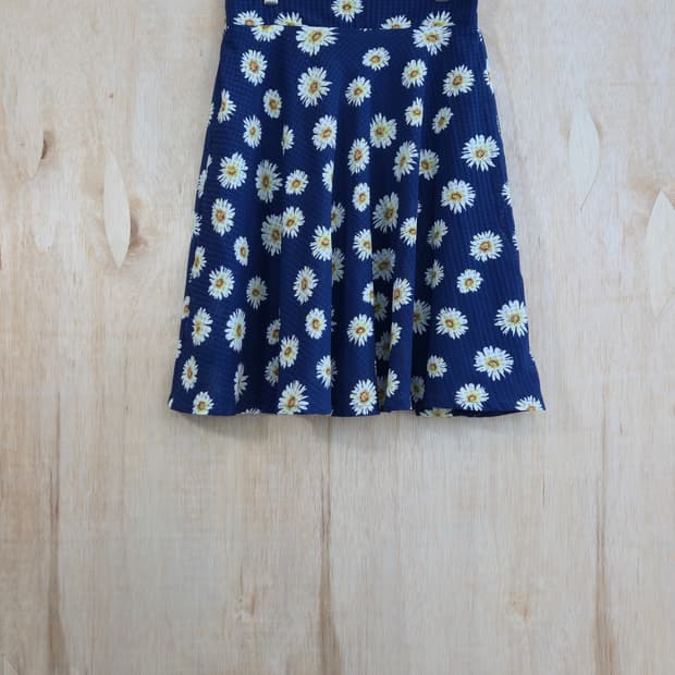 Colza 블루 화이트 플라워 패턴 밴딩 미니 스커트 