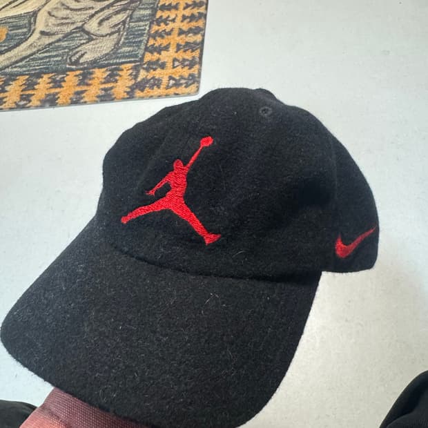 90s 나이키 스포츠 조던 스우시 자수 볼캡 스냅백 블랙
